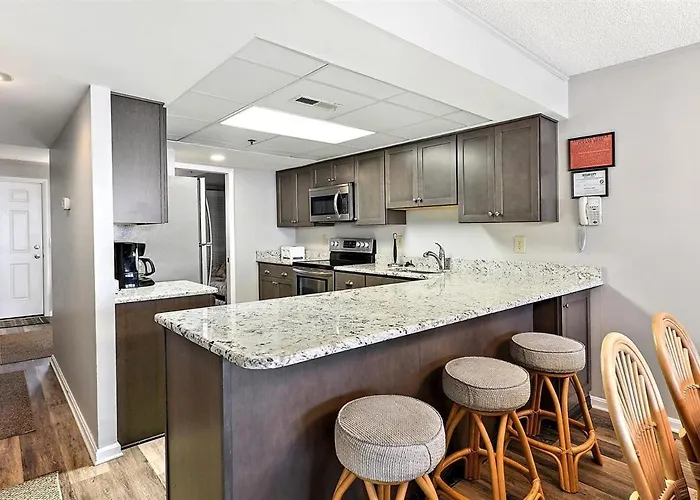 Family Friendly Ocean Front 2 Bedroom Plaza With Indoor & Outdoor Pool! *