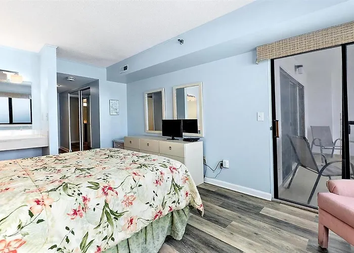 Family Friendly Ocean Front 2 Bedroom Plaza With Indoor & Outdoor Pool! Ocean Stadt