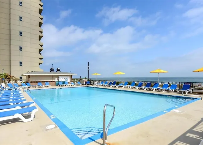 Family Friendly Ocean Front 2 Bedroom Plaza With Indoor & Outdoor Pool! Ferienhaus *
